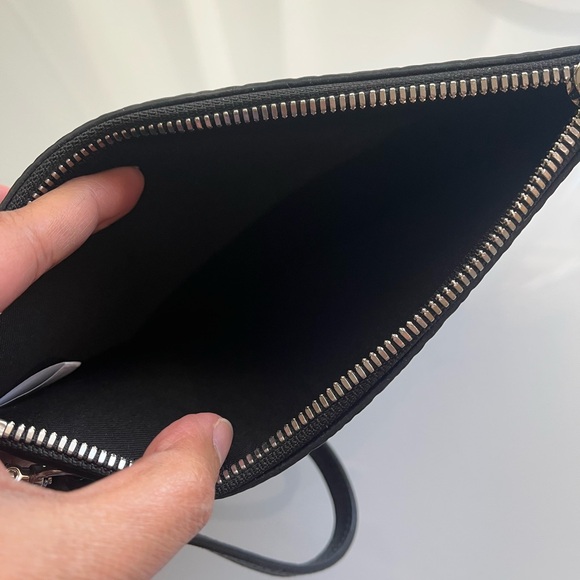 MCM SILVER GRAY WRIST POUCH - Picture 6 of 10